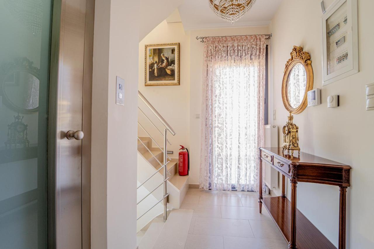 Villa The Palm, Beach & Airport Closeby - Pool Pórto Ráfti 외부 사진
