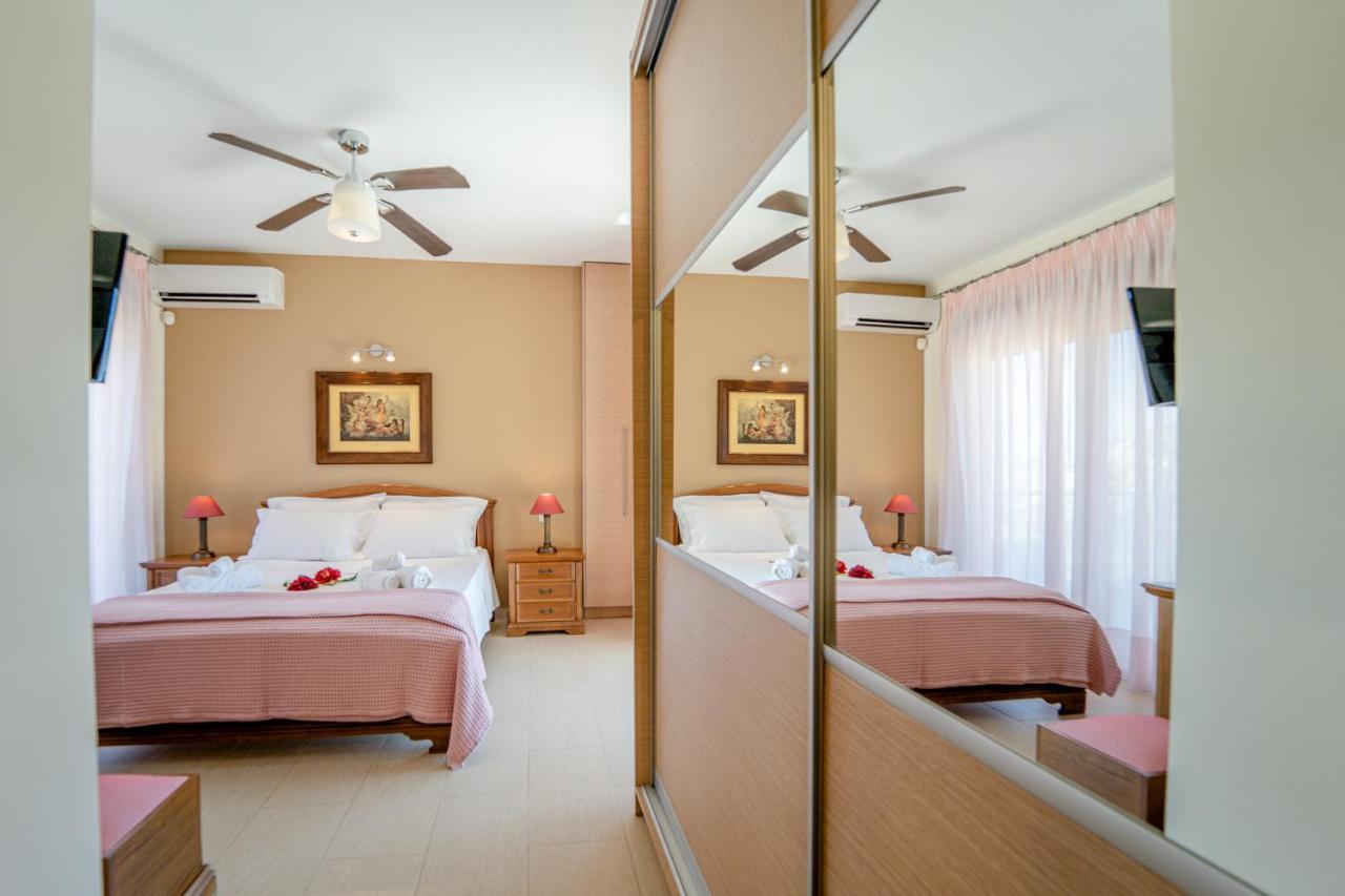 Villa The Palm, Beach & Airport Closeby - Pool Pórto Ráfti 외부 사진