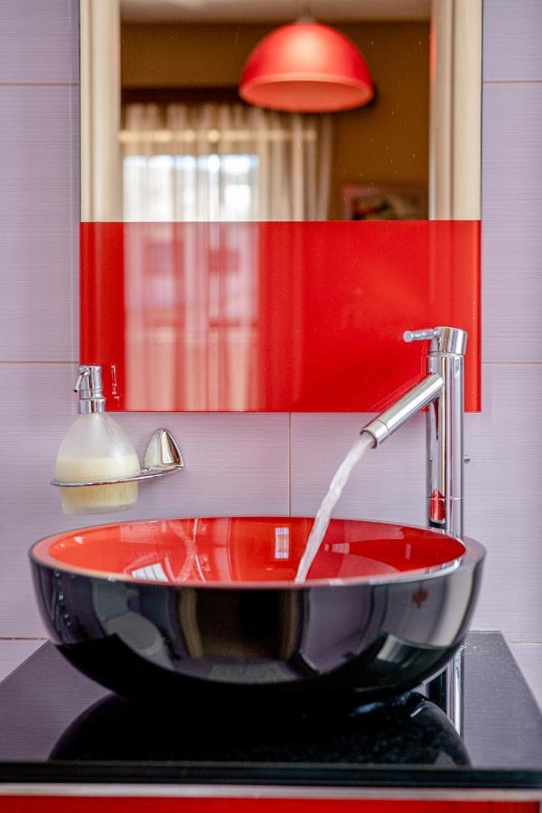 Villa The Palm, Beach & Airport Closeby - Pool Pórto Ráfti 외부 사진